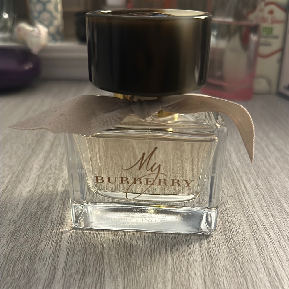 Burberry My Burberry with Black Cap and Cream Bow